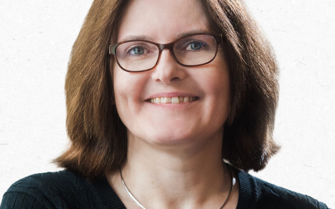 Professor Eva Sorensen